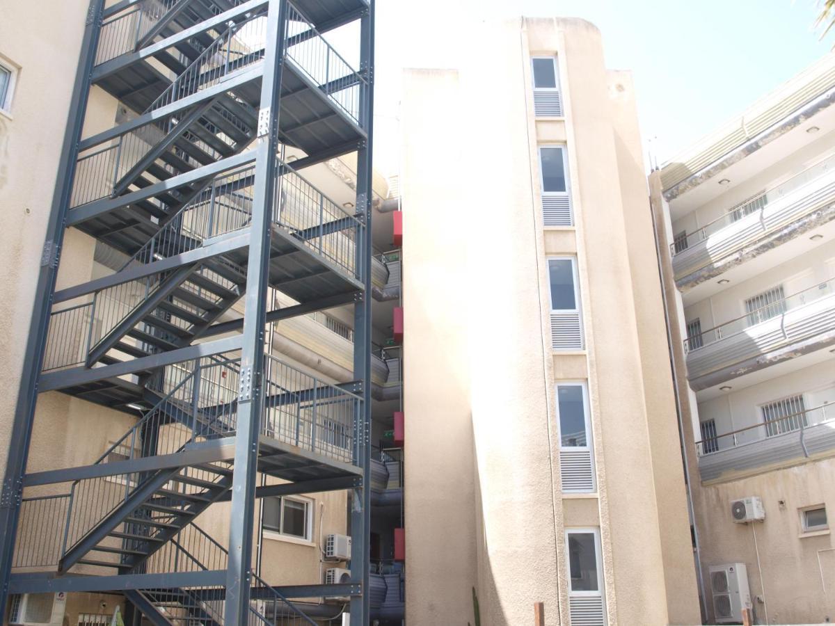 Attic City Apartments Lárnaca Exterior foto